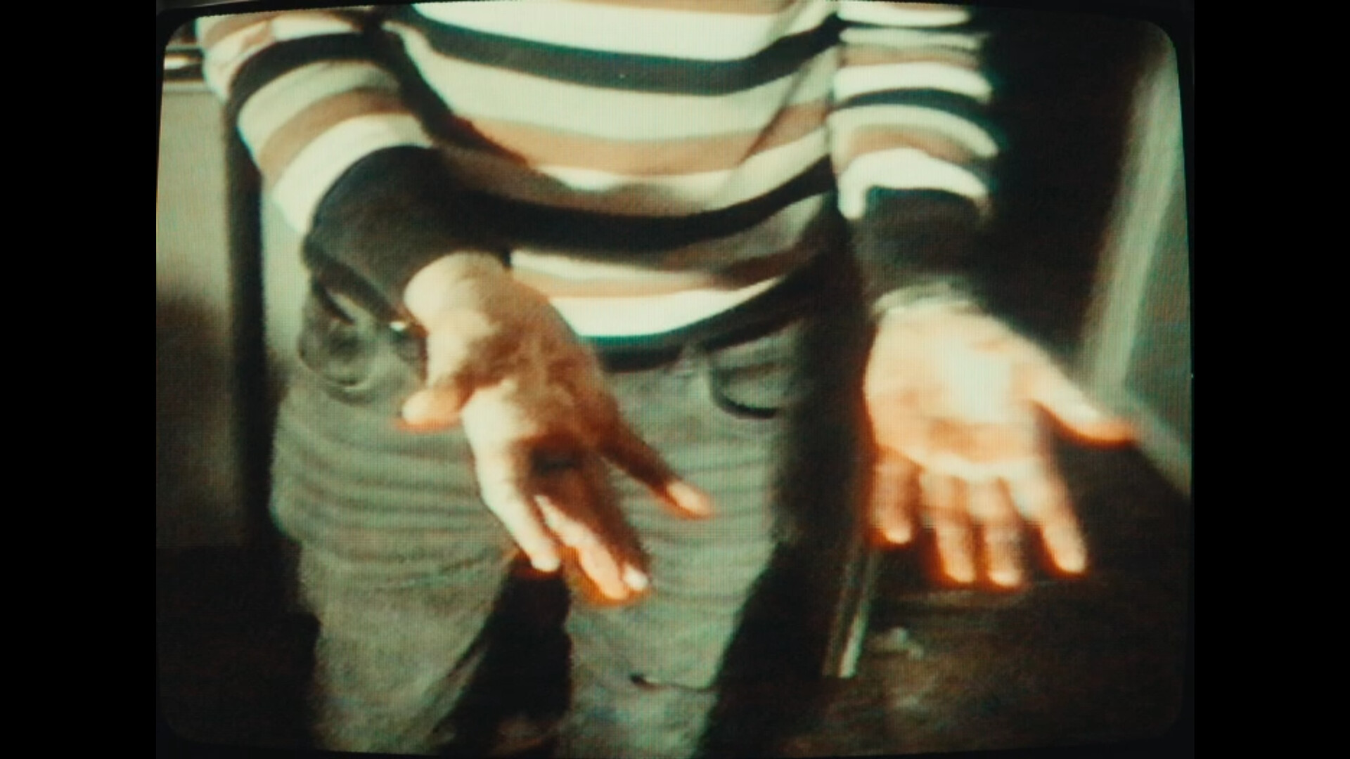 《录像怪谈/Dead Format》PC英文版下载-含Build.21160430